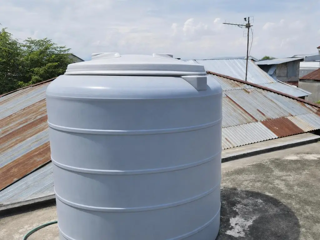 Tutup toren yang sama setelah dibersihkan
